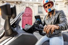 Quad Lock Brake Reservoir Mount   Smartphone       & Scooters