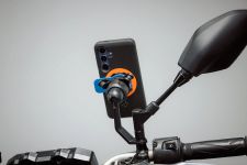 Quad Lock Mirror Mount       & Scooter  Dual-Stage Lock