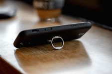 Quad Lock Phone Ring/Stand    & Kickstand    Smartphone