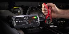 ������� ��������� ��������� Noco GB40 12V 1000A �� Power Bank / USB / ����